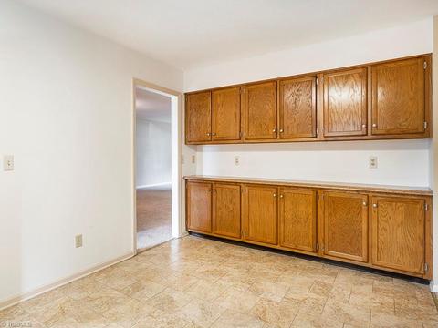 169 Old Mill Rd UNIT D, High Point, NC 27265 photo 8