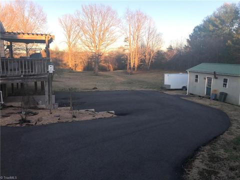 313 Collins Rd, Dobson, NC 27017 photo 17