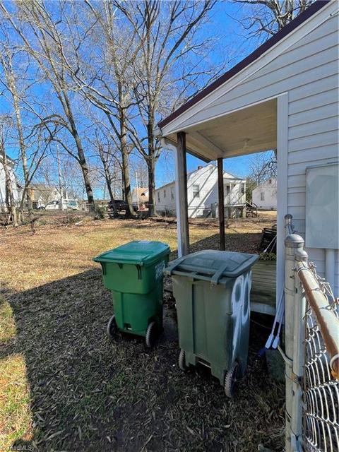 908 Grant St, High Point, NC 27262 photo 6