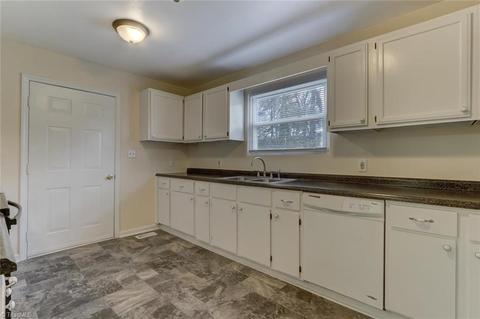 199 E Aiken Rd, Eden, NC 27288 photo 11