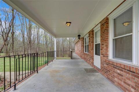 199 E Aiken Rd, Eden, NC 27288 photo 5