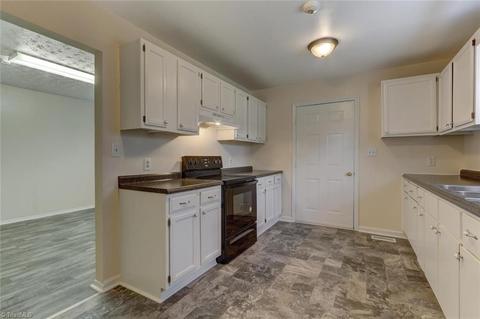 199 E Aiken Rd, Eden, NC 27288 photo 12