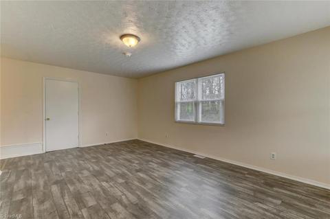 199 E Aiken Rd, Eden, NC 27288 photo 7