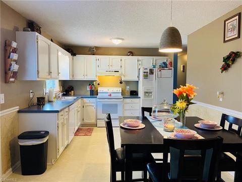 157 Pine Ridge Trl, Pinnacle, NC 27043 photo 9