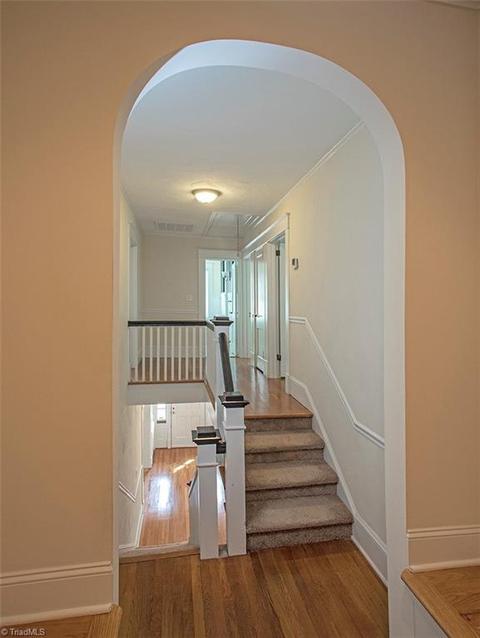 212 Edgedale Dr, High Point, NC 27262 photo 7