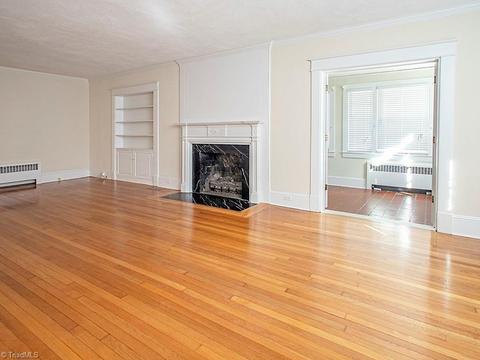 212 Edgedale Dr, High Point, NC 27262 photo 5