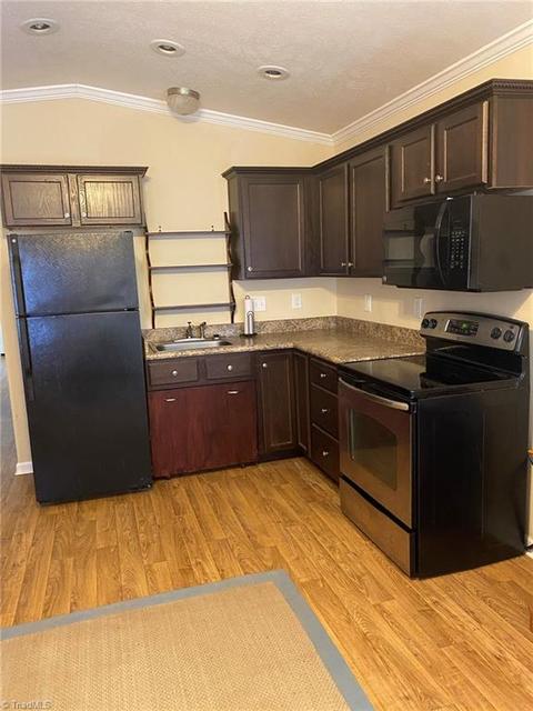 339 E Ridge St, Ramseur, NC 27316 photo 6