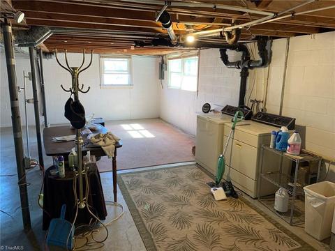 1000 Fields St, Eden, NC 27288 photo 11