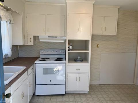 1000 Fields St, Eden, NC 27288 photo 5