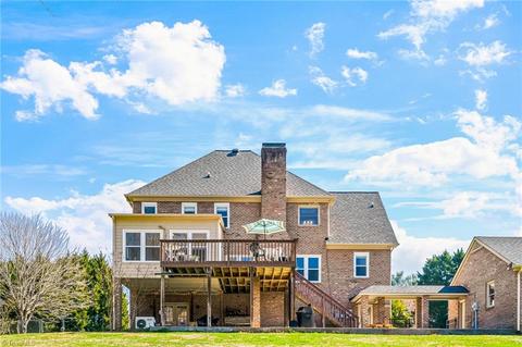 172 Springfield Dr, Advance, NC 27006 photo 5