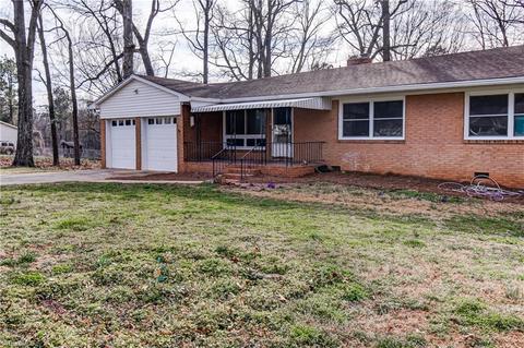 5771 Oak Knoll Dr, Trinity, NC 27370 photo 5