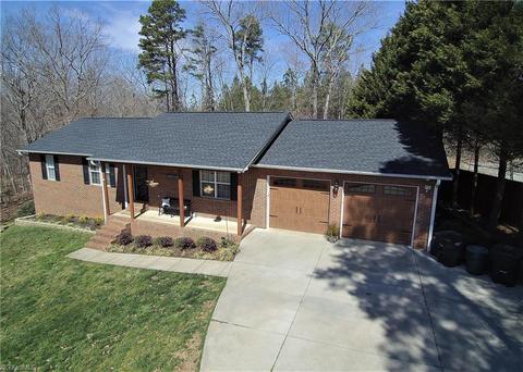 6460 Snyder Country Rd, Trinity, NC 27370 photo 1