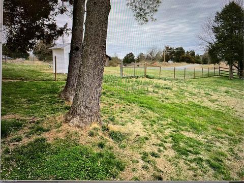 7741 Cedar Square Rd, Randleman, NC 27317 photo 14