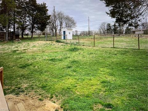 7741 Cedar Square Rd, Randleman, NC 27317 photo 4