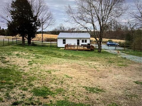 7741 Cedar Square Rd, Randleman, NC 27317 photo 5