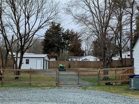 7741 Cedar Square Rd, Randleman, NC 27317 photo 3