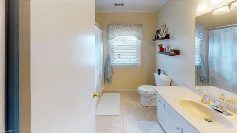 111 Pine St, King, NC 27021 photo 7