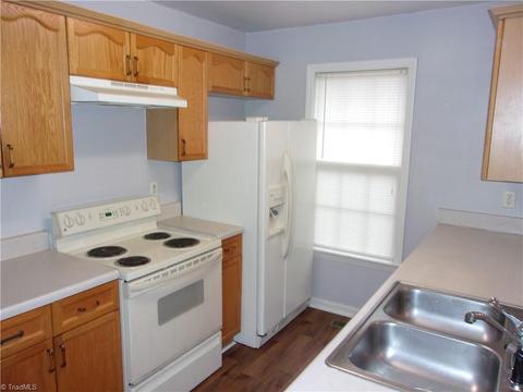 3311 Triangle Lake Rd, High Point, NC 27260 photo 8