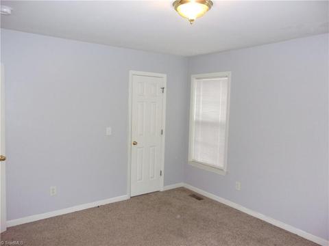 3311 Triangle Lake Rd, High Point, NC 27260 photo 13