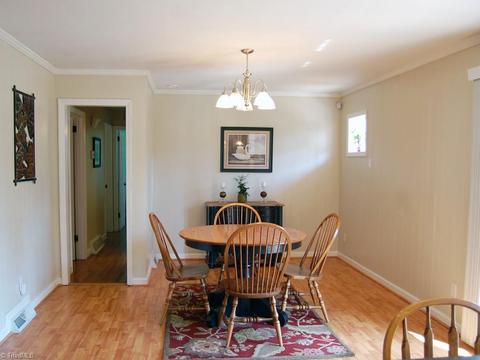 2502 Guyer St, High Point, NC 27265 photo 9