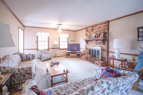 1663 Harper Rd, Clemmons, NC 27012 photo 6