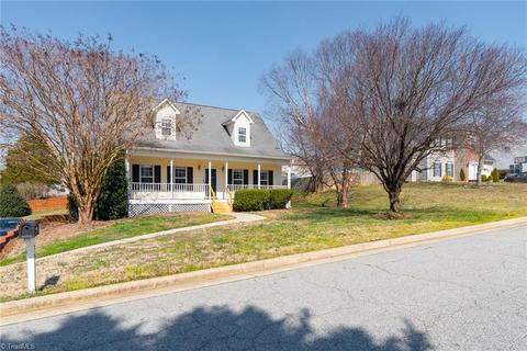 3911 Melco Ct, High Point, NC 27265 photo 1