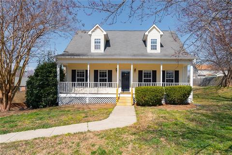 3911 Melco Ct, High Point, NC 27265 photo 3