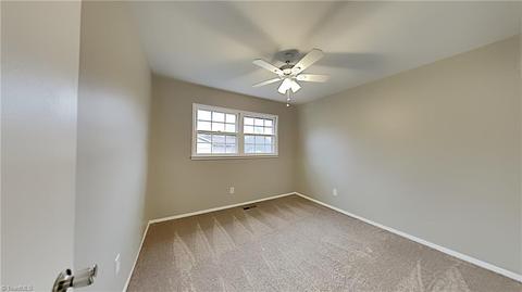 1416 Grantham Dr, High Point, NC 27265 photo 10