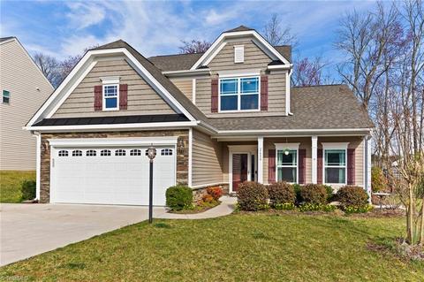 2429 Bearded Iris Ln, High Point, NC 27265 photo 1