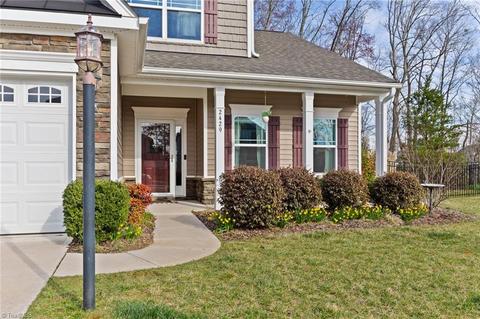 2429 Bearded Iris Ln, High Point, NC 27265 photo 3