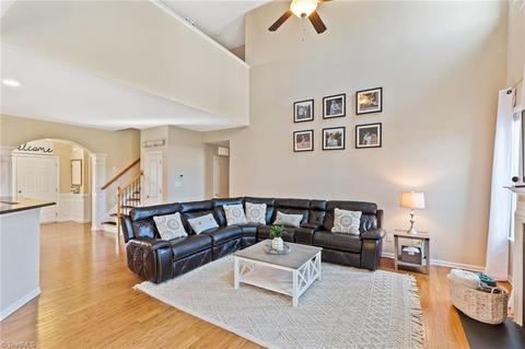 2429 Bearded Iris Ln, High Point, NC 27265 photo 11