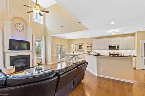 2429 Bearded Iris Ln, High Point, NC 27265 photo 15