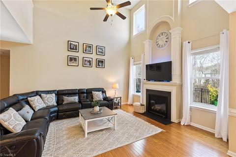 2429 Bearded Iris Ln, High Point, NC 27265 photo 12