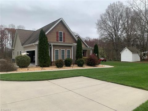 372 Mountain View Rd, King, NC 27021 photo 6