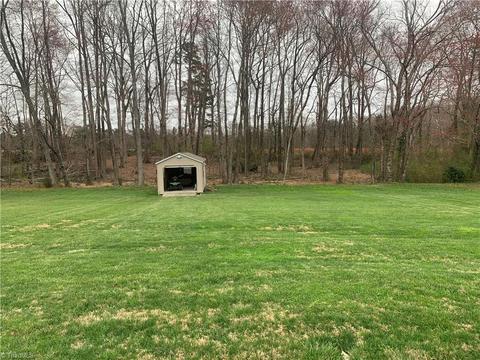 372 Mountain View Rd, King, NC 27021 photo 10