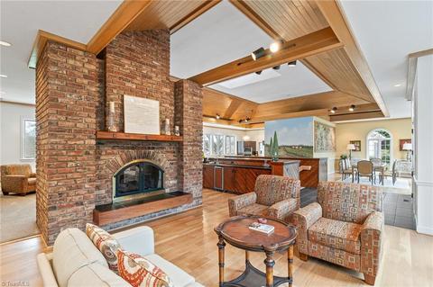 500 Burning Tree Cir, High Point, NC 27265 photo 14