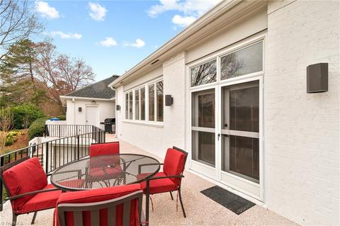 500 Burning Tree Cir, High Point, NC 27265 photo 9