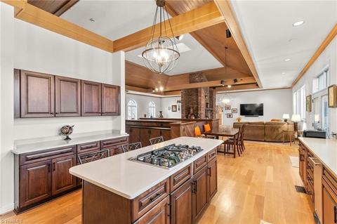 500 Burning Tree Cir, High Point, NC 27265 photo 21