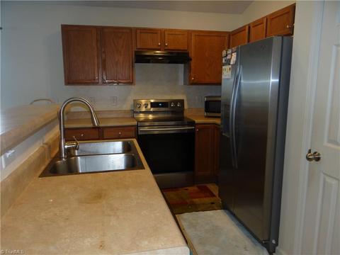 5188 Switchback Dr, High Point, NC 27265 photo 7