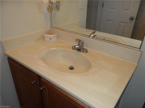 5188 Switchback Dr, High Point, NC 27265 photo 11