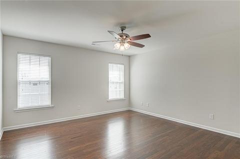 655 Chas Ct, High Point, NC 27265 photo 16