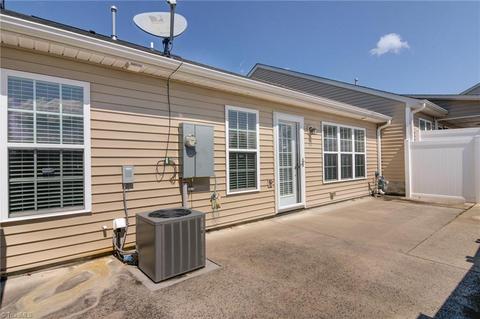 655 Chas Ct, High Point, NC 27265 photo 27