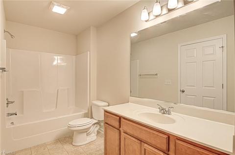 655 Chas Ct, High Point, NC 27265 photo 24