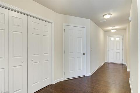 655 Chas Ct, High Point, NC 27265 photo 5