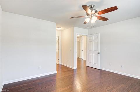 655 Chas Ct, High Point, NC 27265 photo 23