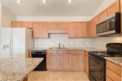 655 Chas Ct, High Point, NC 27265 photo 14