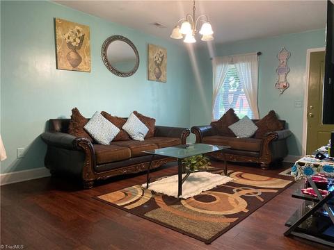 1221 Pearson Pl, High Point, NC 27260 photo 4