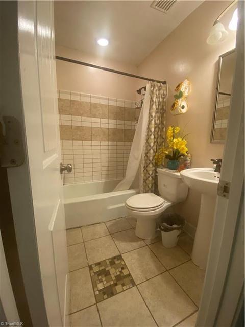 1221 Pearson Pl, High Point, NC 27260 photo 15