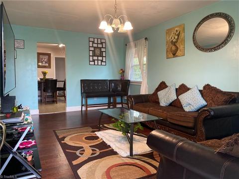 1221 Pearson Pl, High Point, NC 27260 photo 3