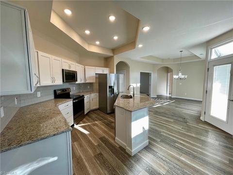 317 Mountain Maple Dr, King, NC 27021 photo 5